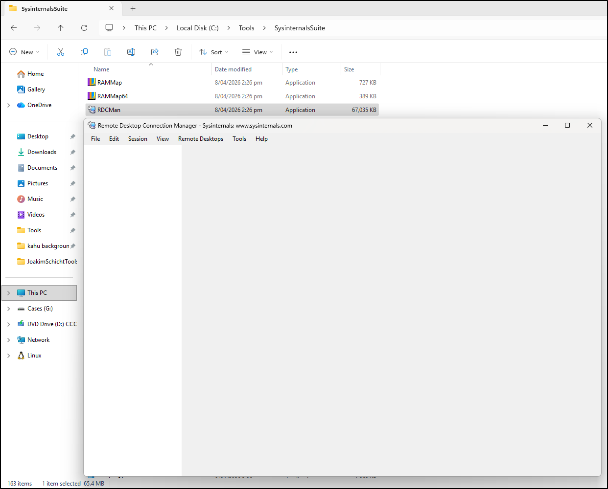 Screenshot: The tool is available in C:\Tools\SysinternalsSuite
